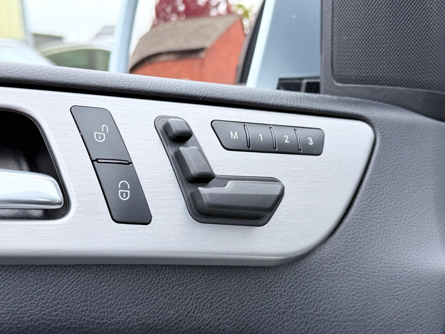 Used Mercedes-Benz M Class 2015 for sale - 76260559: Photo 56