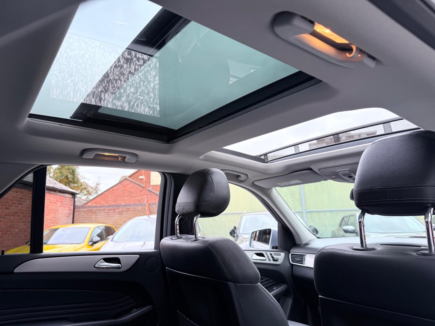 Used Mercedes-Benz M Class 2015 for sale - 76260559: Photo 65