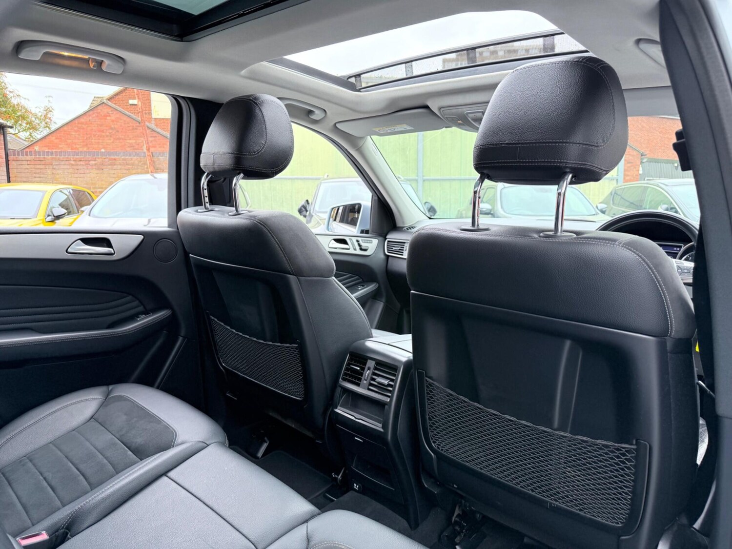 Used Mercedes-Benz M Class 2015 for sale - 76260559: Photo 66