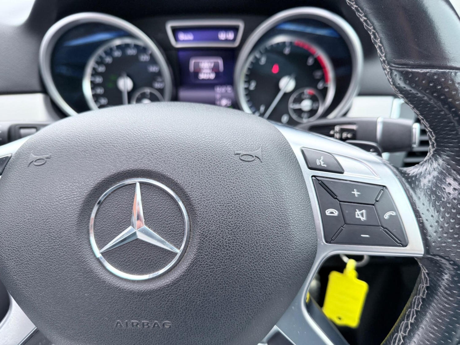 Used Mercedes-Benz M Class 2015 for sale - 76260559: Photo 74