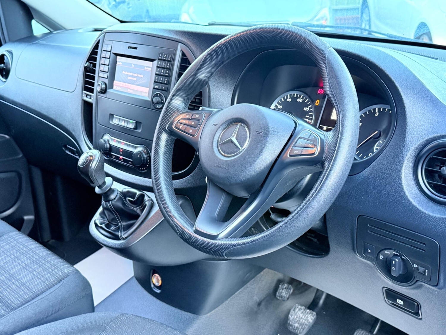 Used Mercedes-Benz Vito 2018 for sale - 76927043: Photo 45