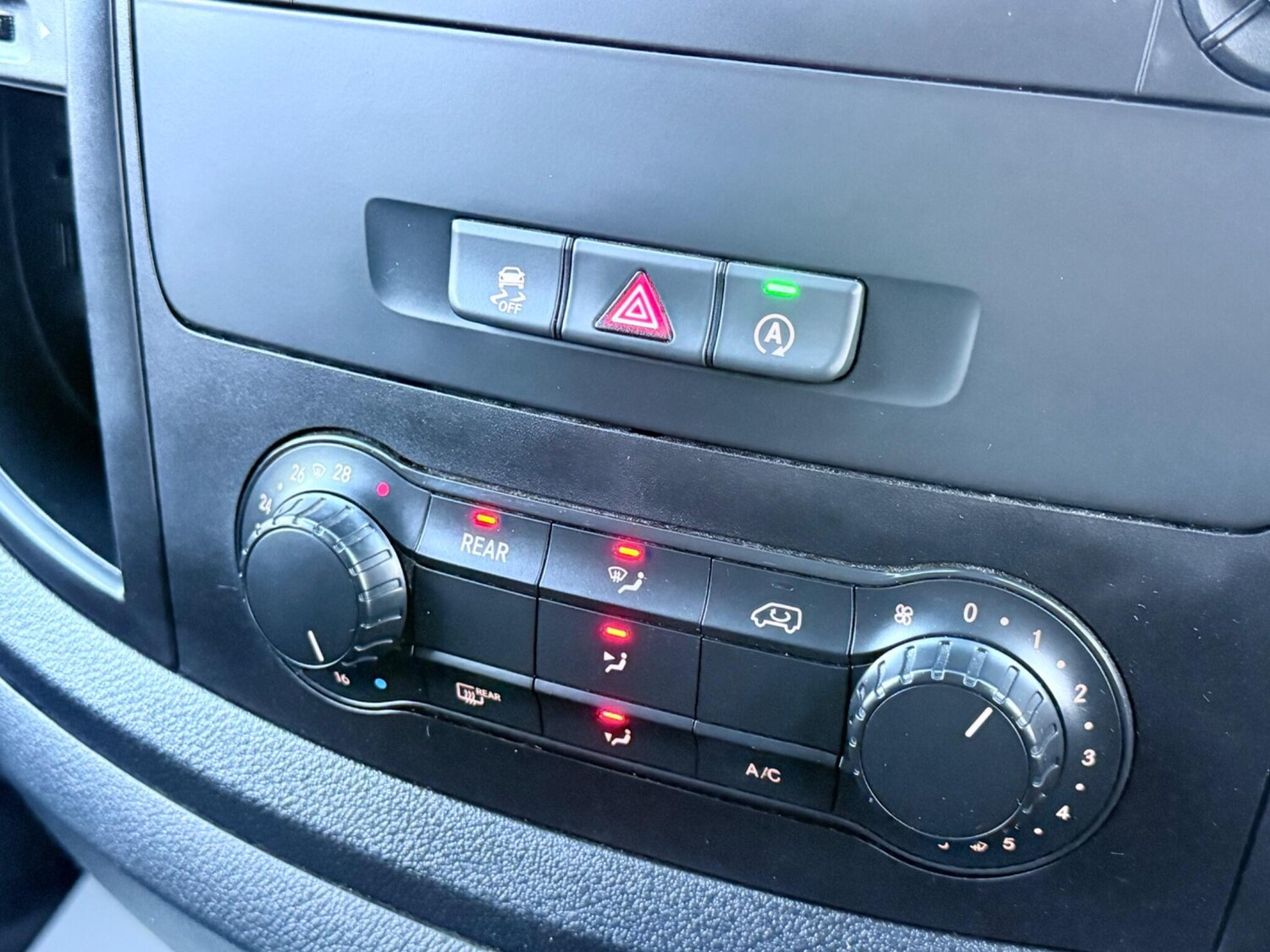 Used Mercedes-Benz Vito 2018 for sale - 76927043: Photo 57