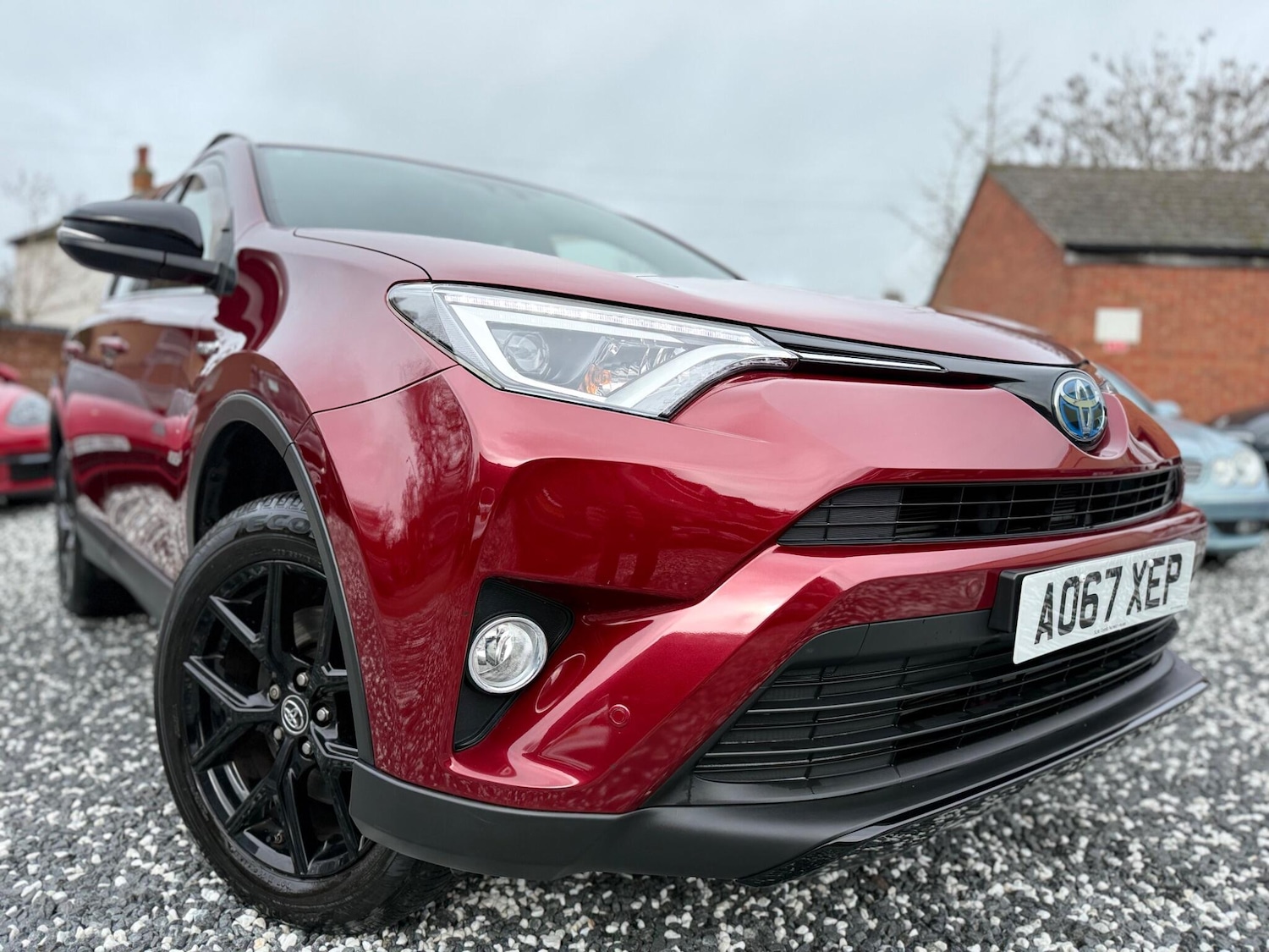 Used Toyota RAV4 2018 for sale - 77633997: Photo 2