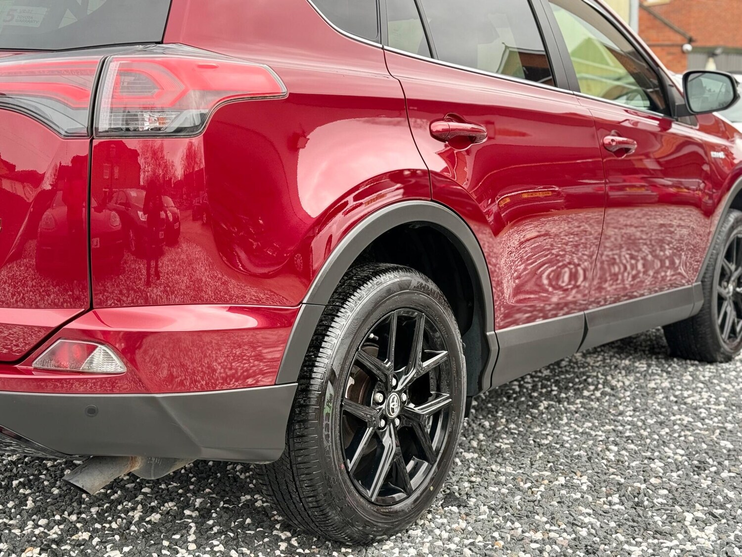 Used Toyota RAV4 2018 for sale - 77633997: Photo 33