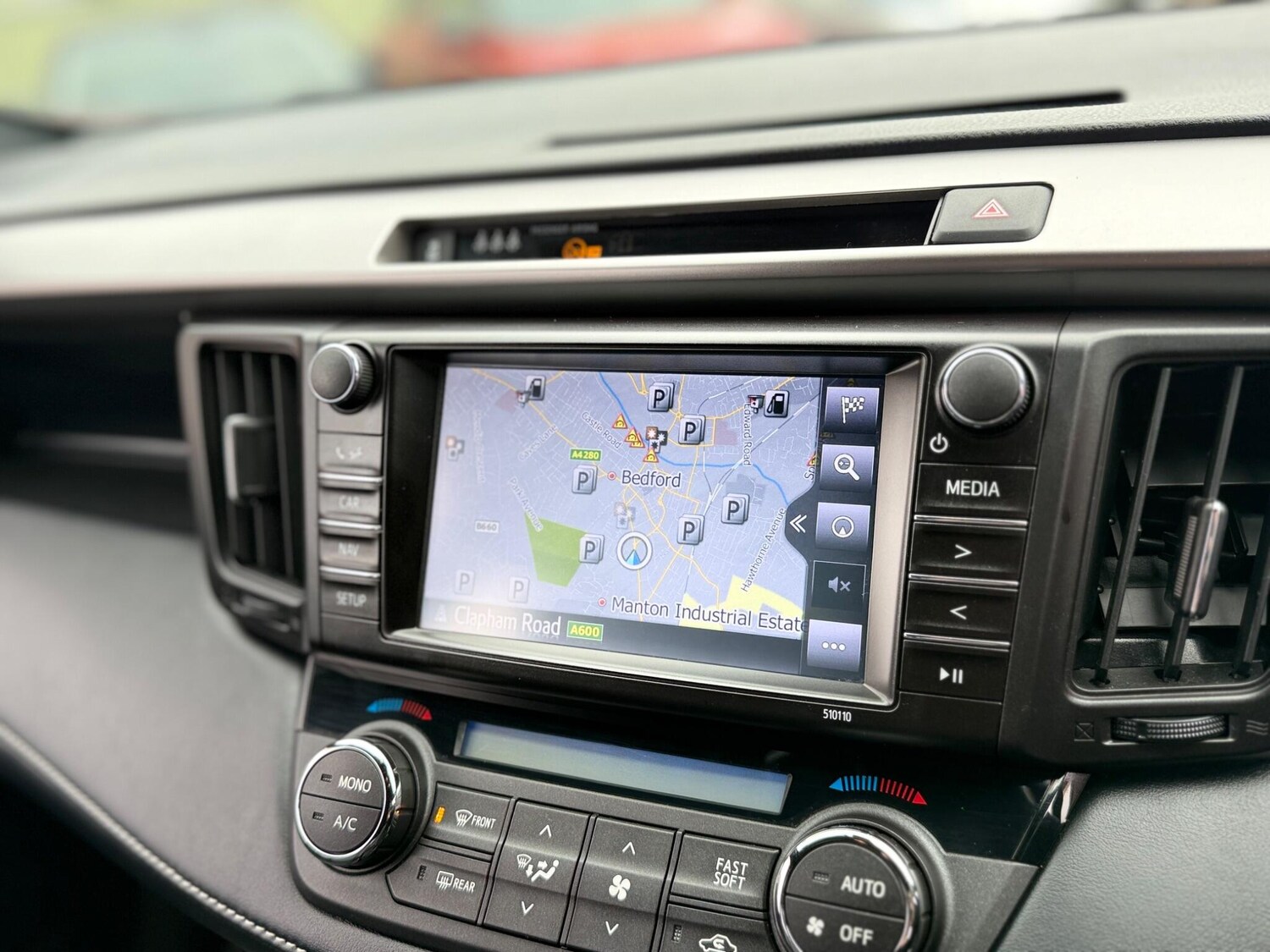 Used Toyota RAV4 2018 for sale - 77633997: Photo 53