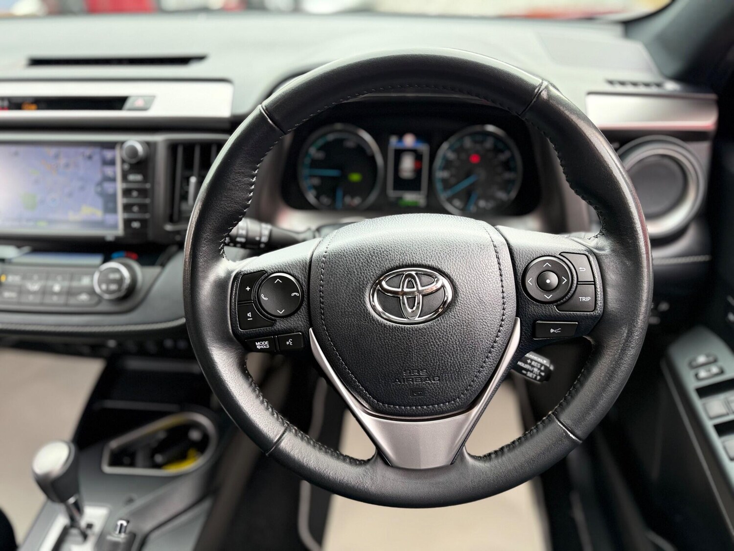 Used Toyota RAV4 2018 for sale - 77633997: Photo 72