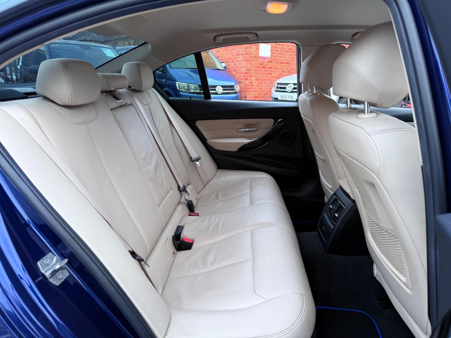 Used BMW 3 Series 2017 for sale - 77074836: Photo 46