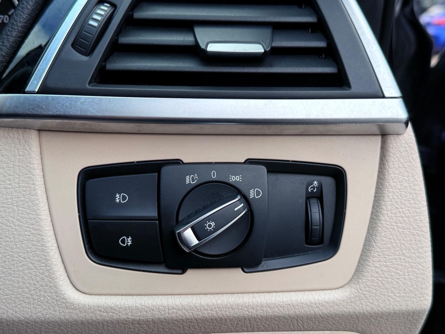 Used BMW 3 Series 2017 for sale - 77074836: Photo 68