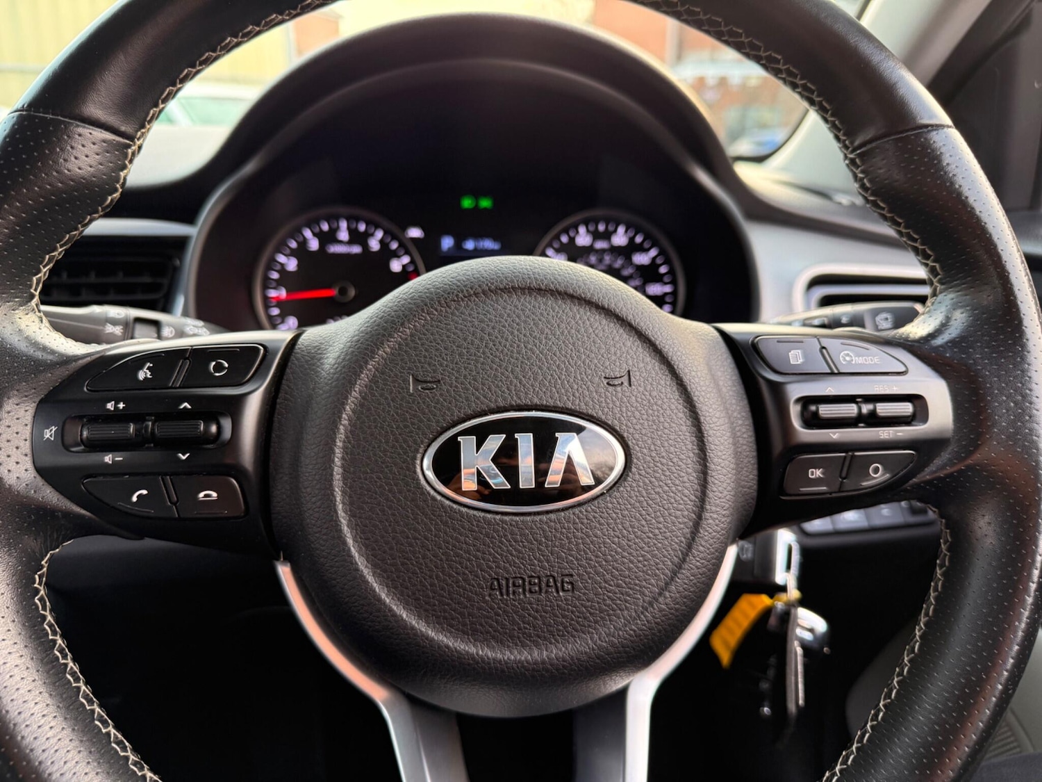 Used Kia Stonic 2019 for sale - 77029785: Photo 46