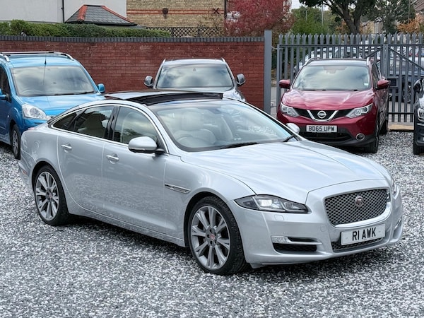 Used Jaguar XJ 2016 for sale - 76085152: Photo 14