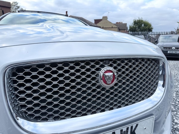 Used Jaguar XJ 2016 for sale - 76085152: Photo 17