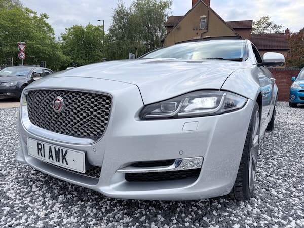 Used Jaguar XJ 2016 for sale - 76085152: Photo 18