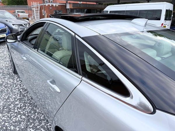 Used Jaguar XJ 2016 for sale - 76085152: Photo 31