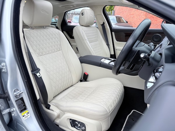 Used Jaguar XJ 2016 for sale - 76085152: Photo 38