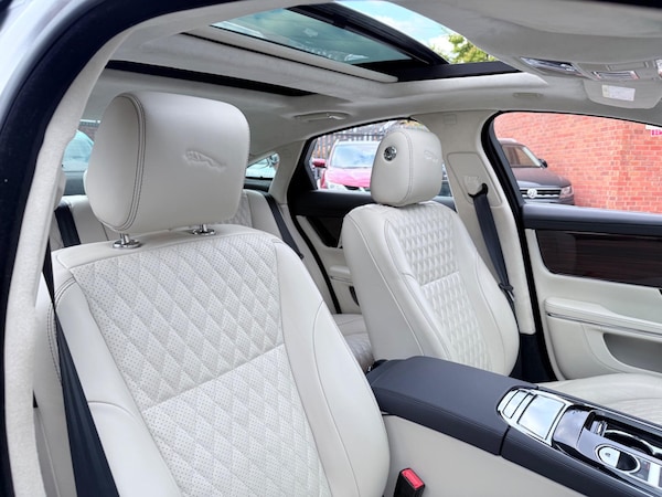 Used Jaguar XJ 2016 for sale - 76085152: Photo 40