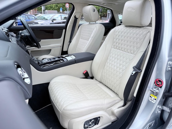 Used Jaguar XJ 2016 for sale - 76085152: Photo 42
