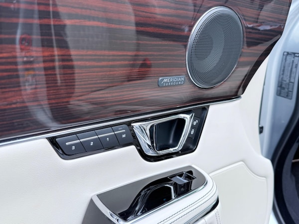 Used Jaguar XJ 2016 for sale - 76085152: Photo 47
