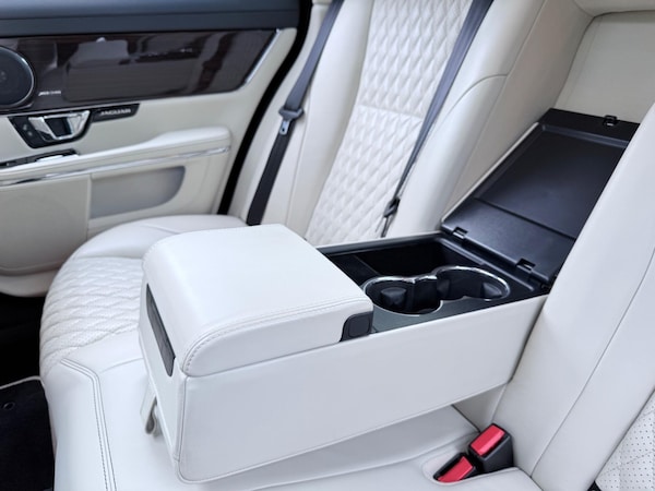 Used Jaguar XJ 2016 for sale - 76085152: Photo 52