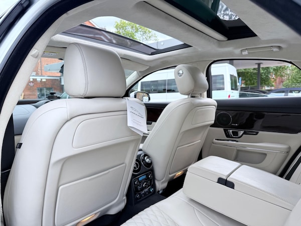 Used Jaguar XJ 2016 for sale - 76085152: Photo 55