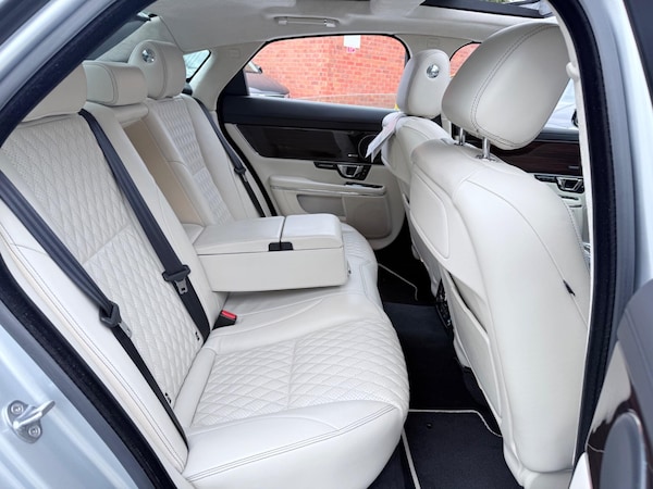 Used Jaguar XJ 2016 for sale - 76085152: Photo 59