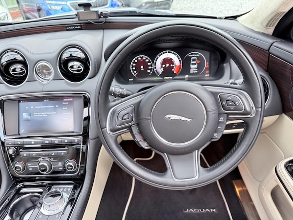 Used Jaguar XJ 2016 for sale - 76085152: Photo 62