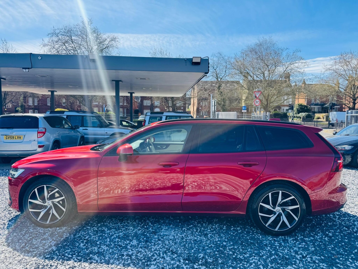 Used Volvo V60 2018 for sale - 78048233: Photo 15