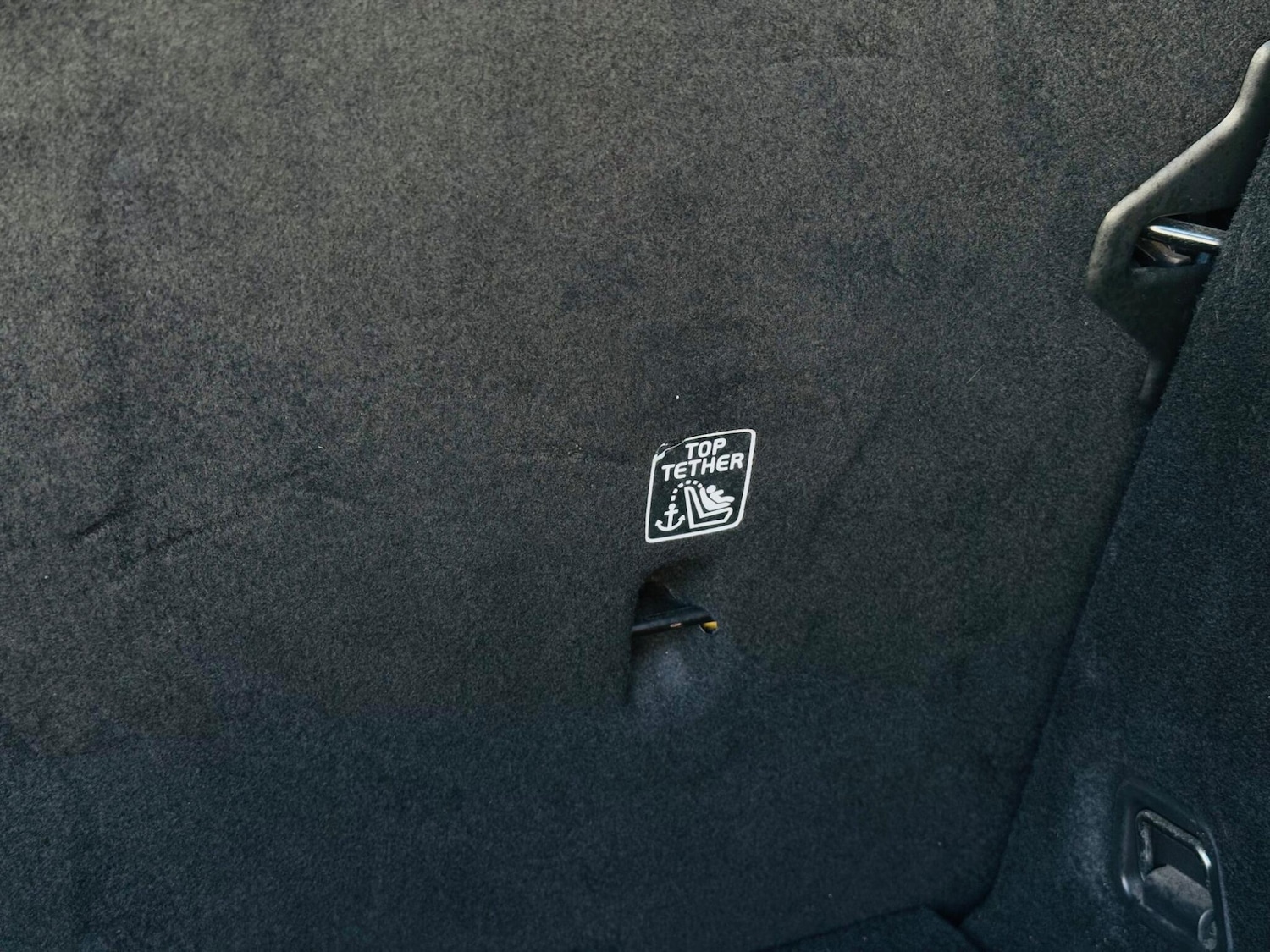 Used Volvo V60 2018 for sale - 78048233: Photo 41