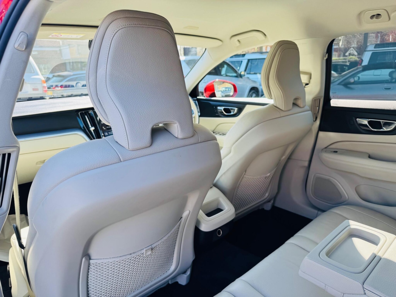 Used Volvo V60 2018 for sale - 78048233: Photo 56