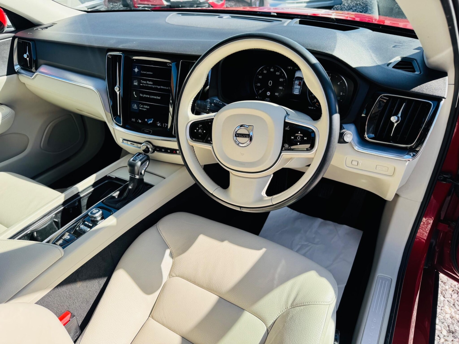 Used Volvo V60 2018 for sale - 78048233: Photo 7