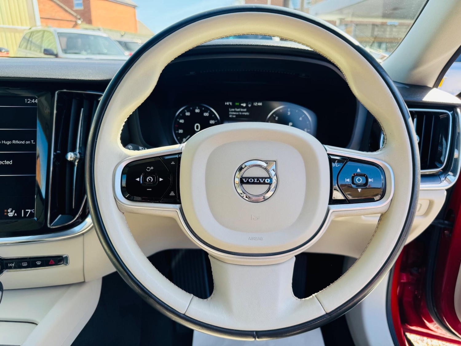 Used Volvo V60 2018 for sale - 78048233: Photo 8