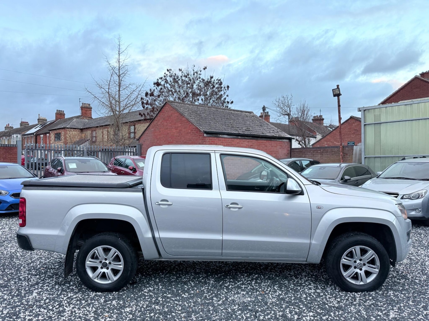 Used Volkswagen Amarok 2015 for sale - 76823627: Photo 2