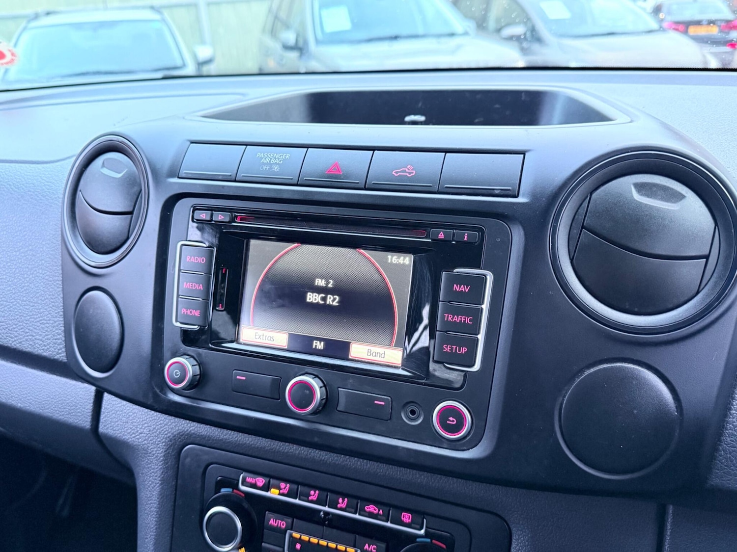 Used Volkswagen Amarok 2015 for sale - 76823627: Photo 55