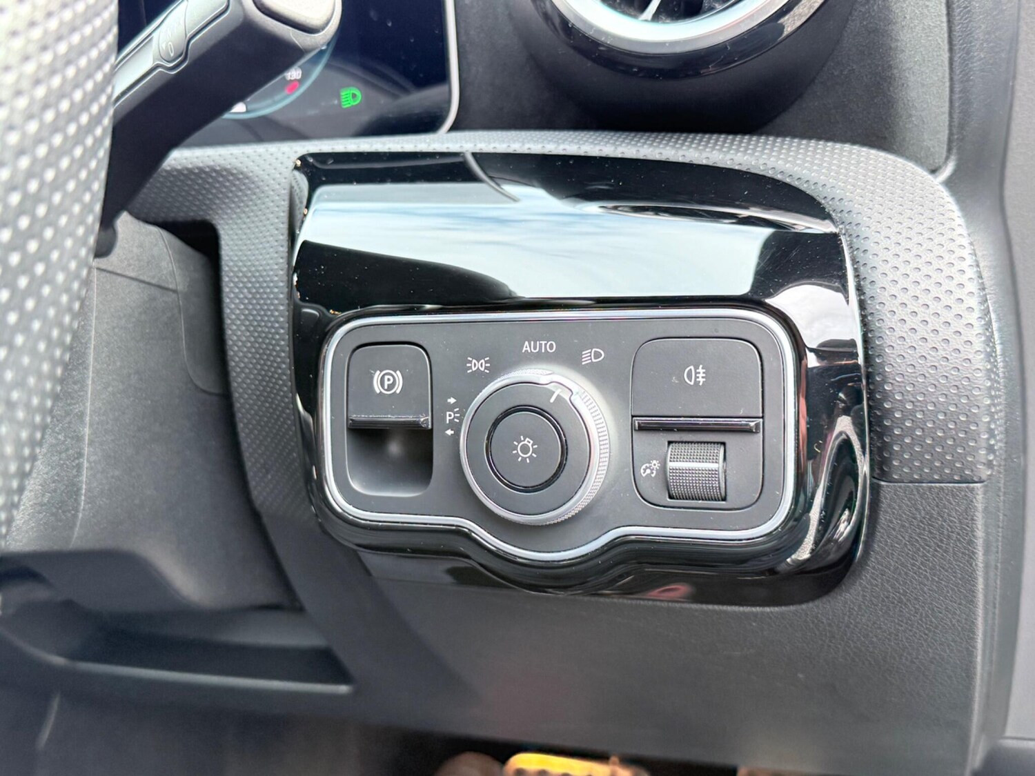 Used Mercedes-Benz A-Class 2020 for sale - 76336713: Photo 76