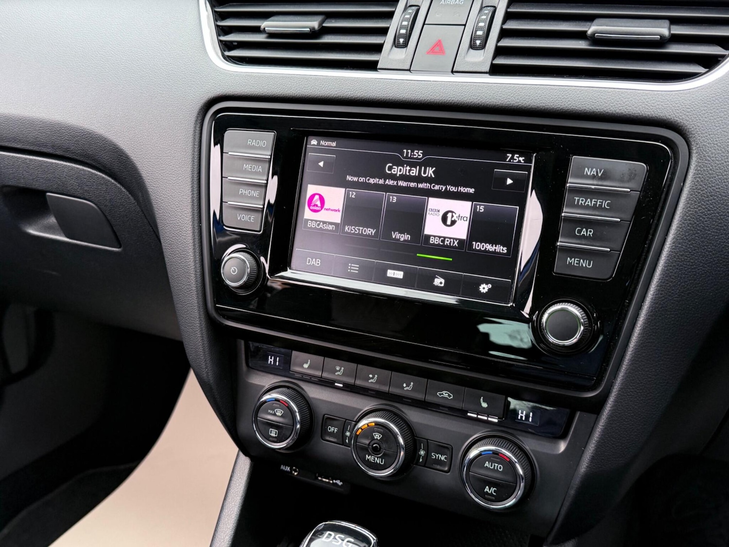 Used Skoda Octavia 2016 for sale - 77290759: Photo 64