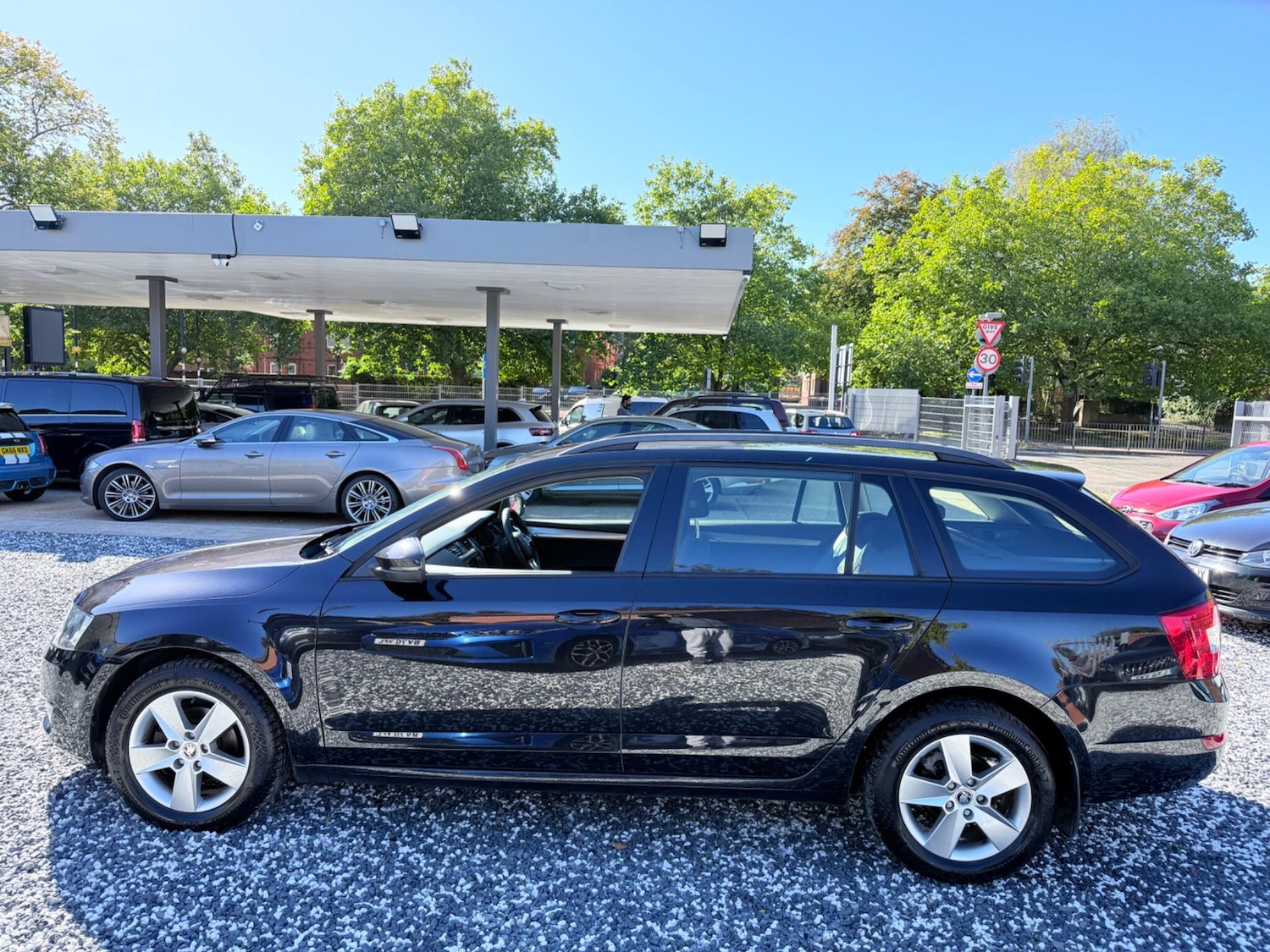 Used Skoda Octavia 2015 for sale - 76167483: Photo 9