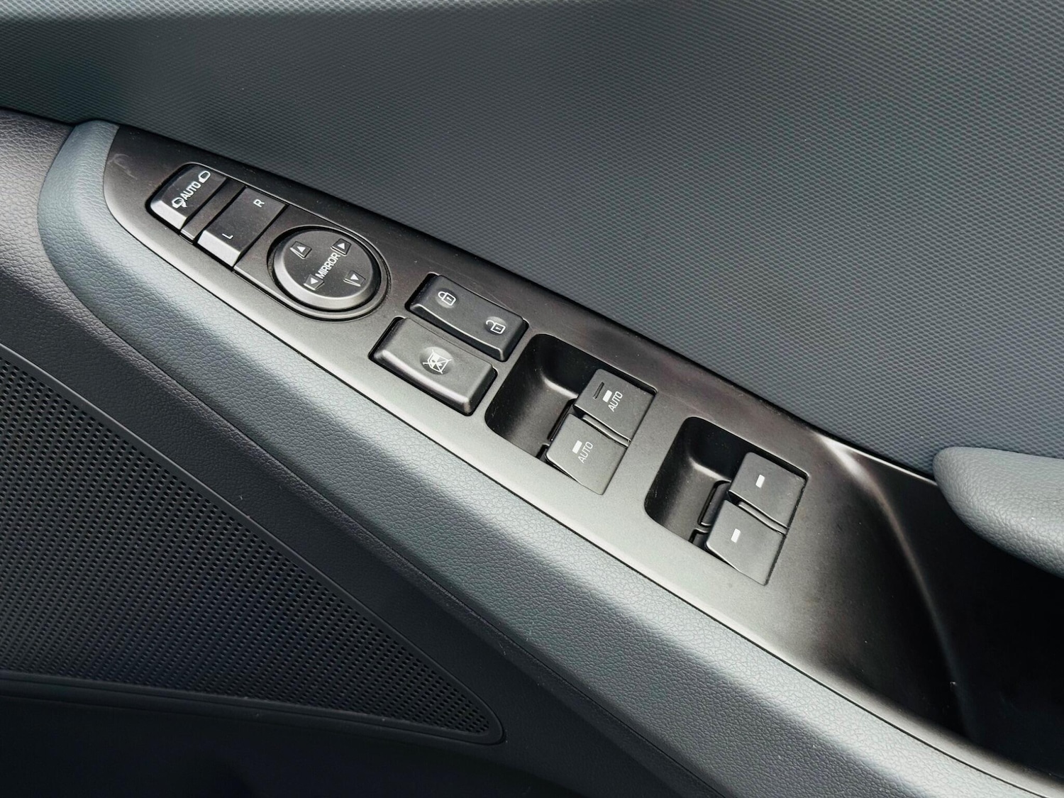 Used Hyundai IONIQ for sale - 77705475: Photo 35