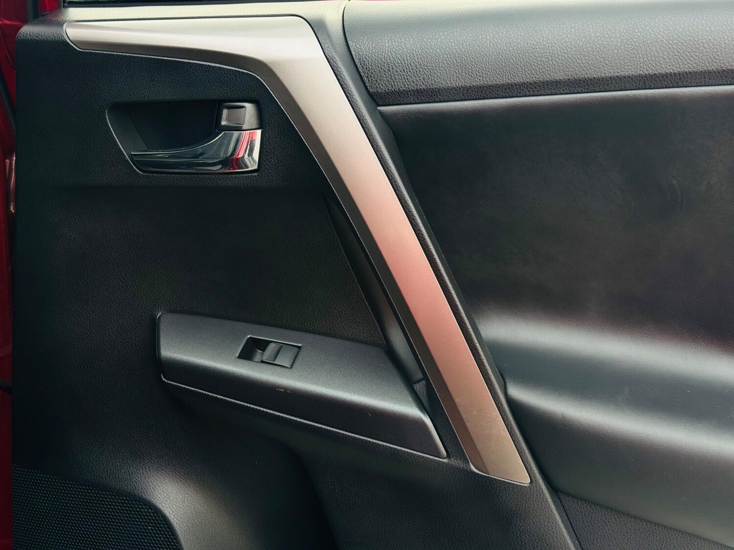 Used Toyota RAV4 for sale - 77612916: Photo 48