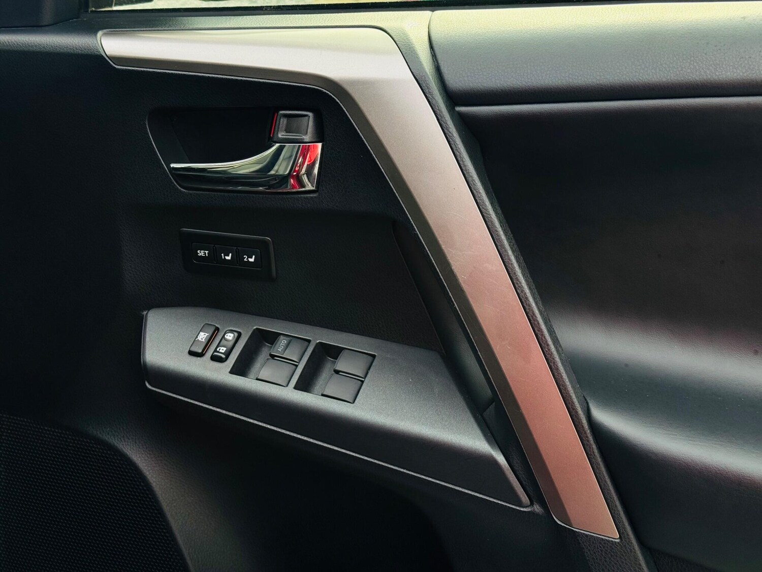 Used Toyota RAV4 for sale - 77612916: Photo 83