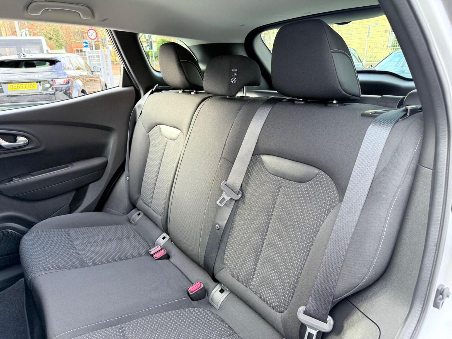 Used Renault Kadjar 2017 for sale - 76850529: Photo 36