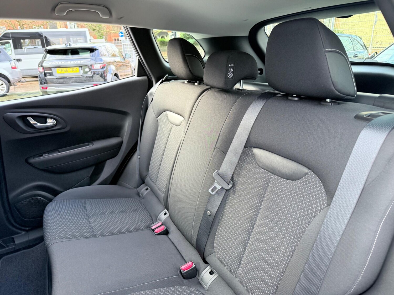 Used Renault Kadjar 2017 for sale - 76850529: Photo 38