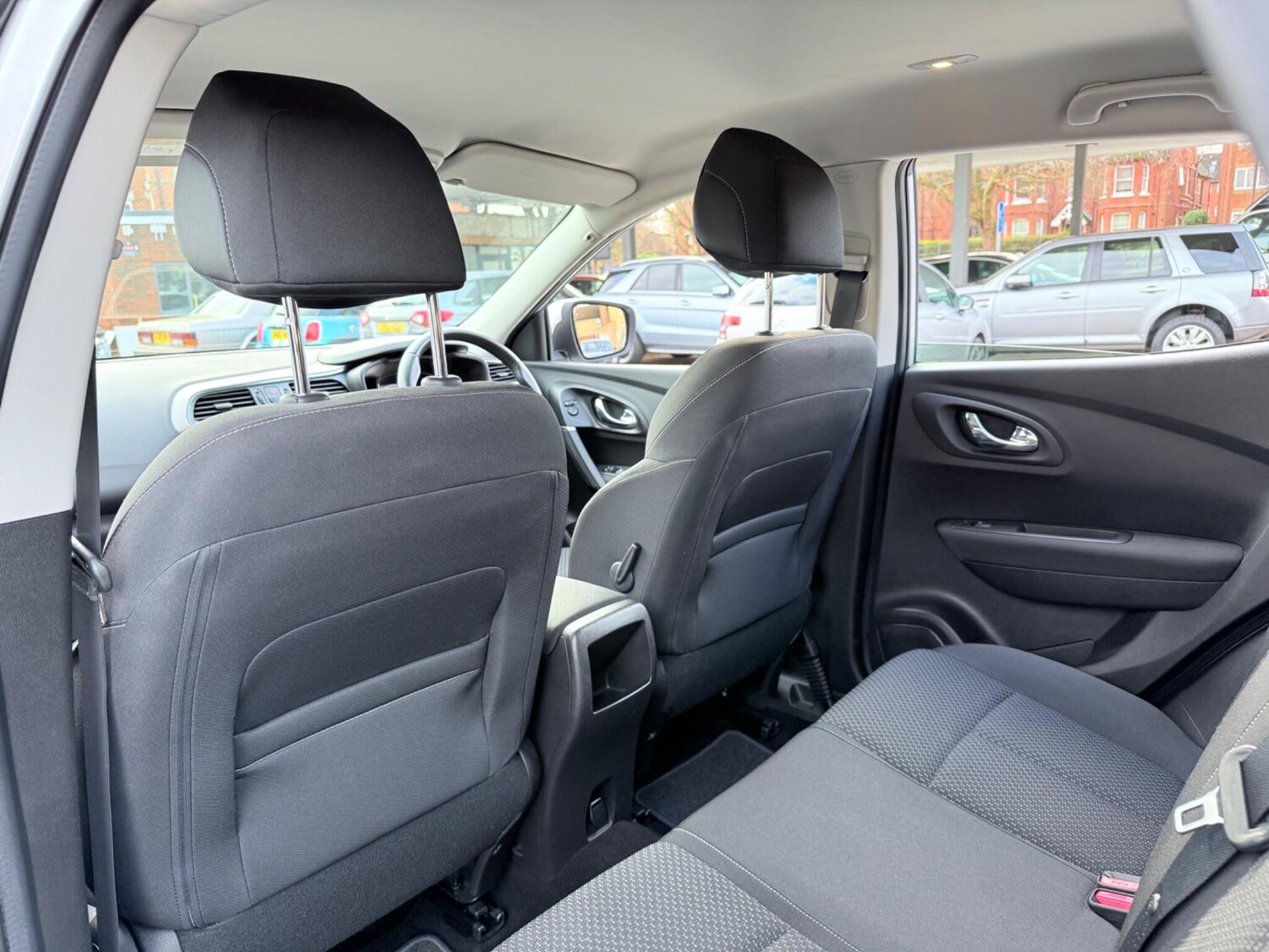 Used Renault Kadjar 2017 for sale - 76850529: Photo 40