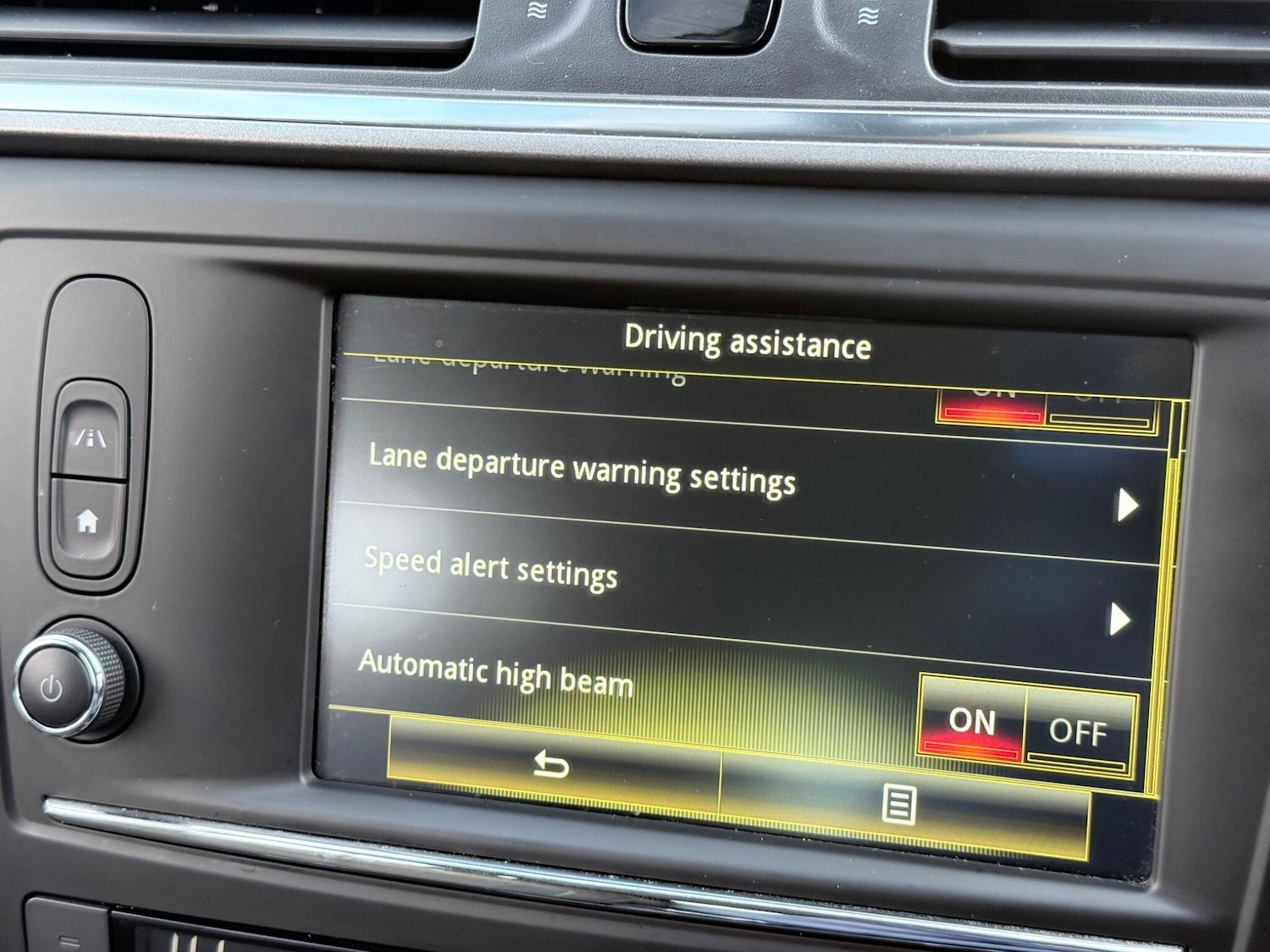 Used Renault Kadjar 2017 for sale - 76850529: Photo 55