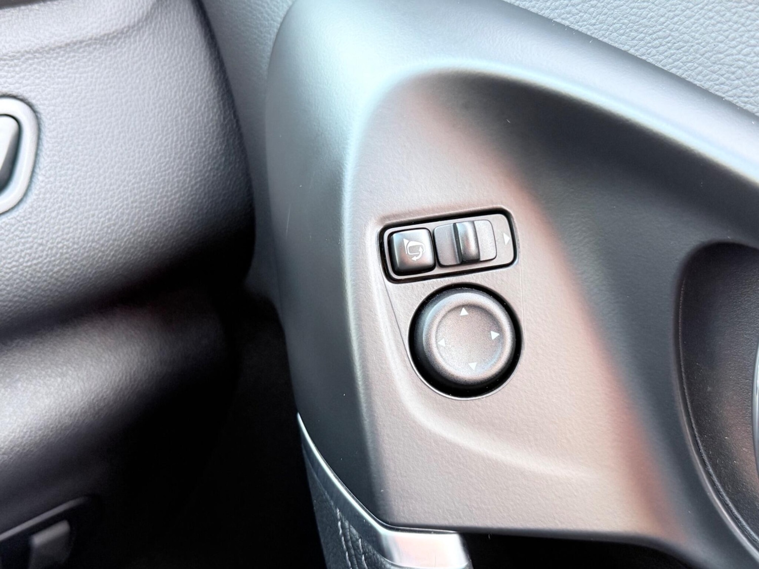 Used Renault Kadjar 2017 for sale - 76850529: Photo 63