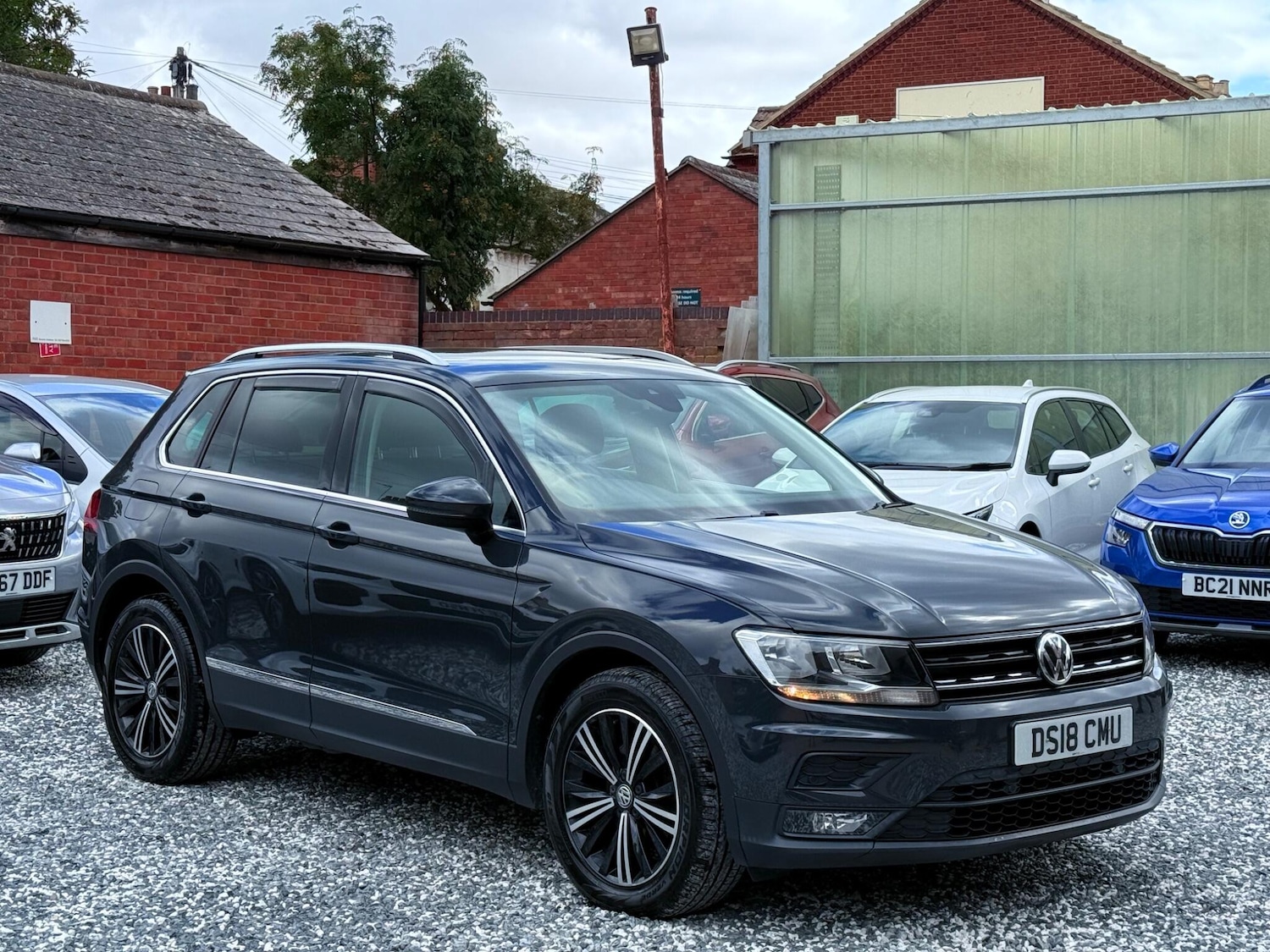 Used Volkswagen Tiguan 2018 for sale - 76360716: Photo 15