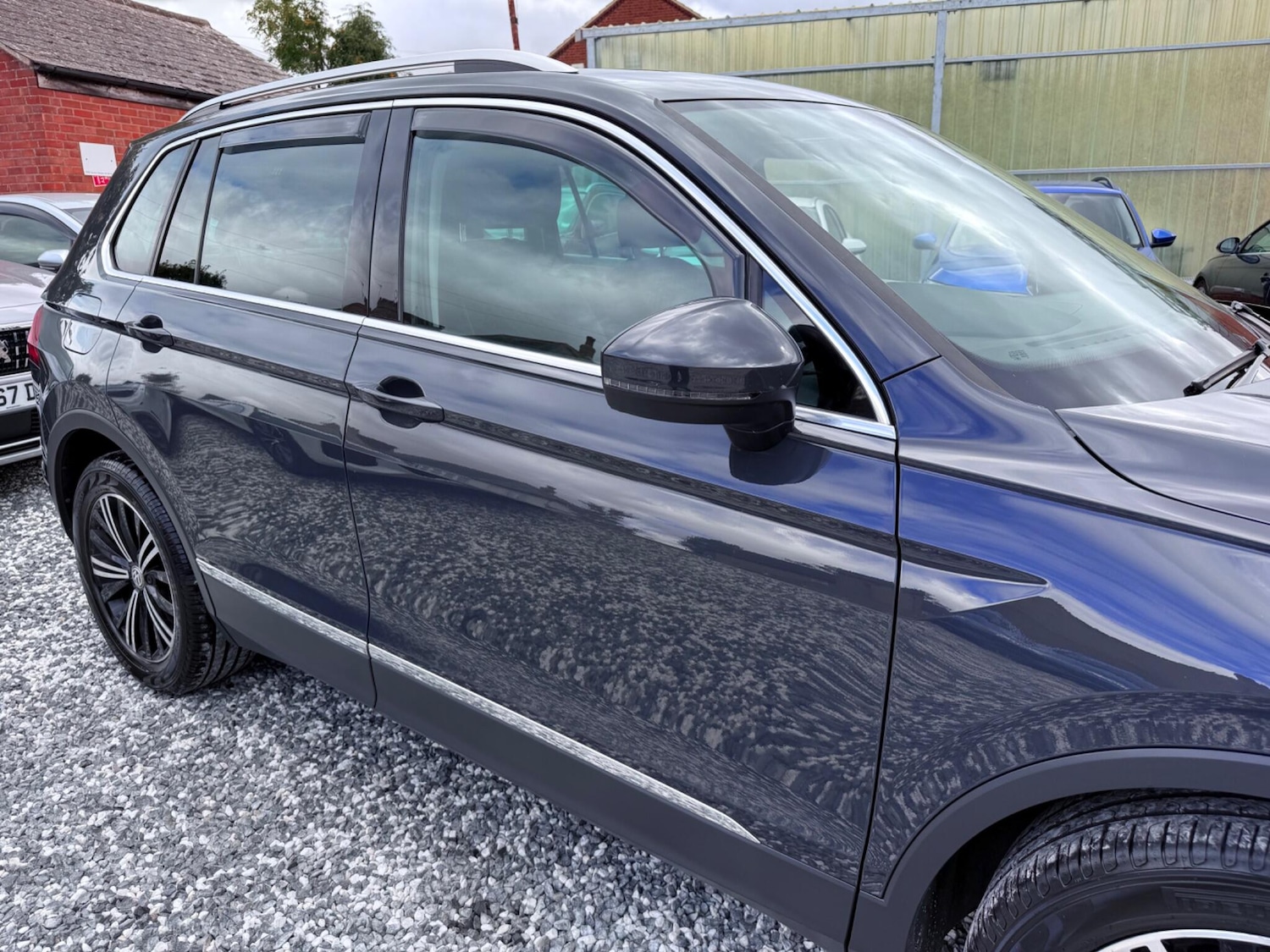Used Volkswagen Tiguan 2018 for sale - 76360716: Photo 29