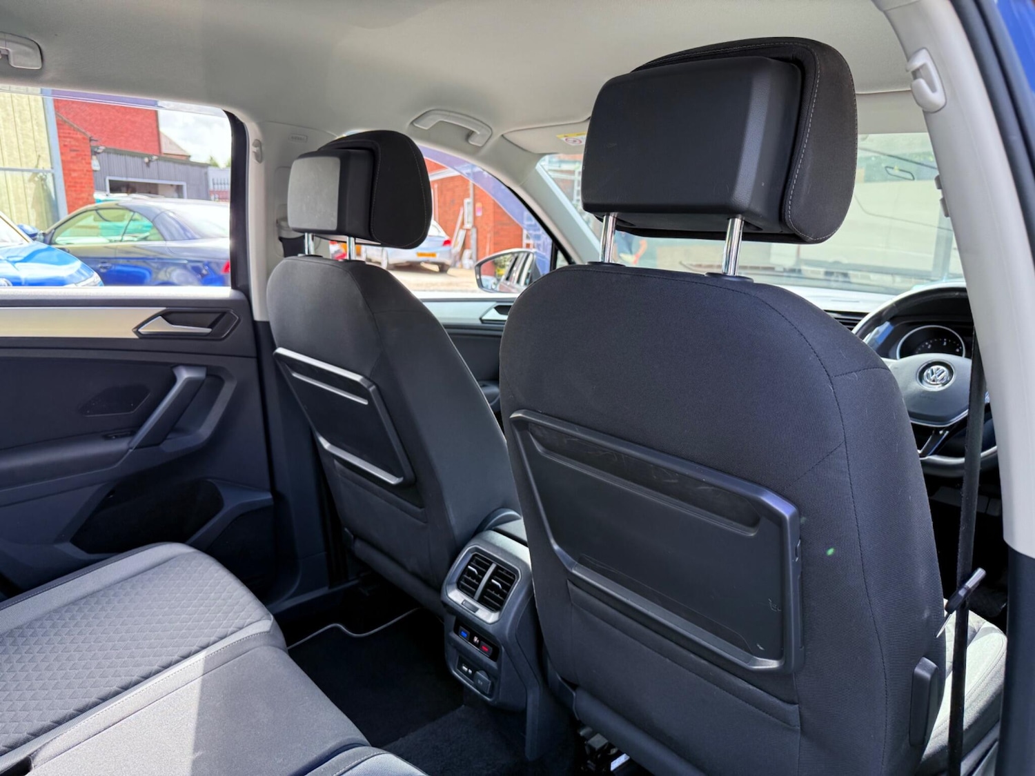 Used Volkswagen Tiguan 2018 for sale - 76360716: Photo 49