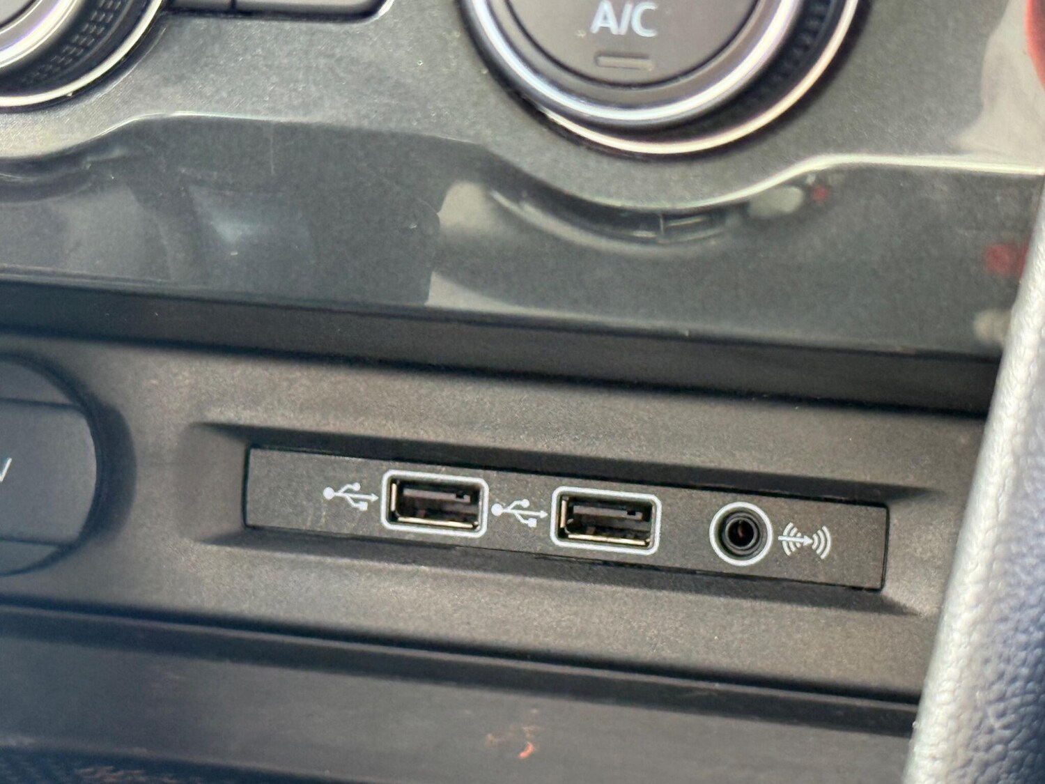 Used Volkswagen Tiguan 2018 for sale - 76360716: Photo 63