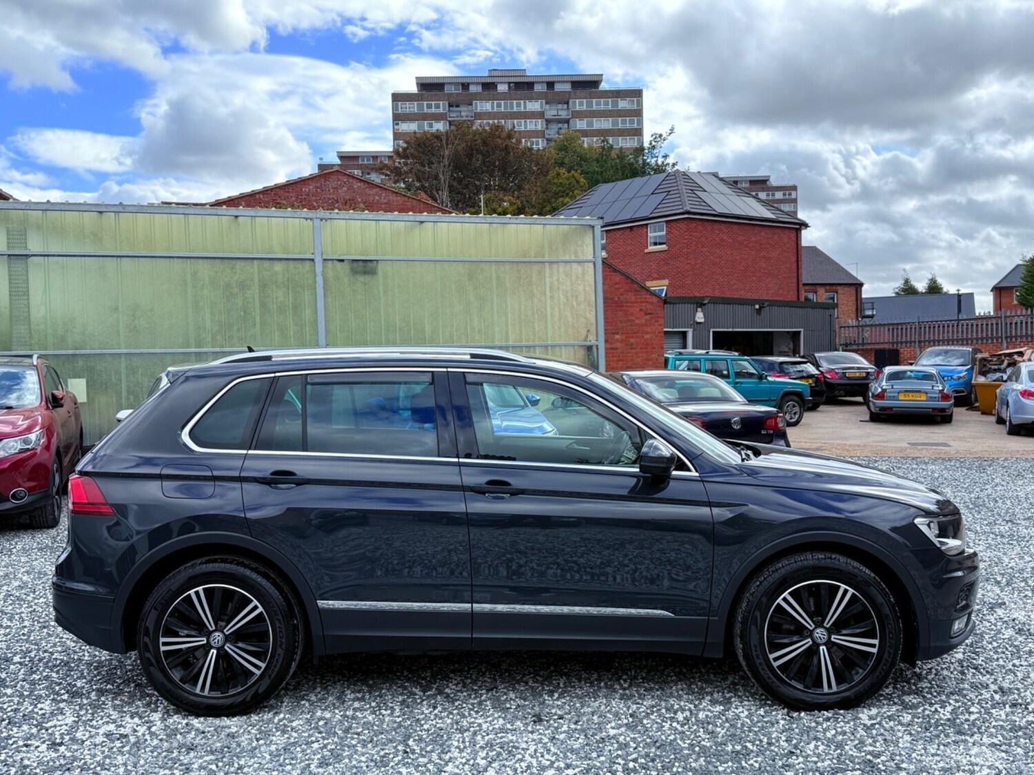 Used Volkswagen Tiguan 2018 for sale - 76360716: Photo 8