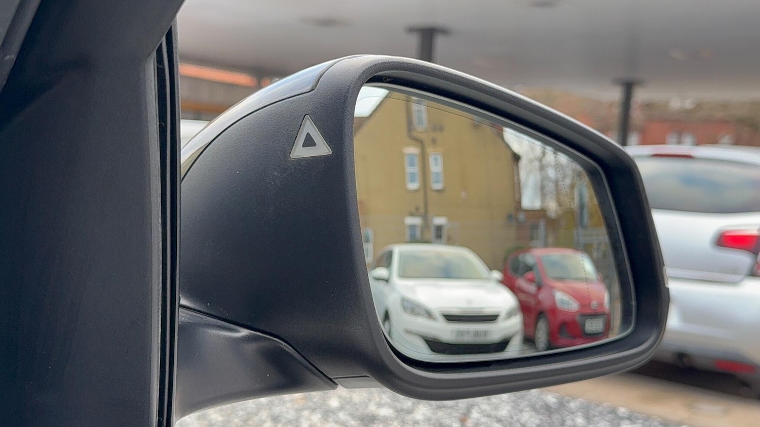 Used BMW 3 Series 2017 for sale - 76753091: Photo 36