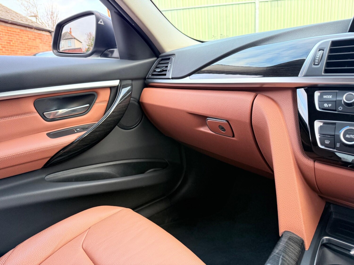 Used BMW 3 Series 2017 for sale - 76753091: Photo 87